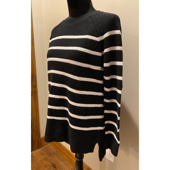 Old Navy Sweater Black & White Striped Size Medium Hi Low Hem Casual Stylish - Picture 4 of 12